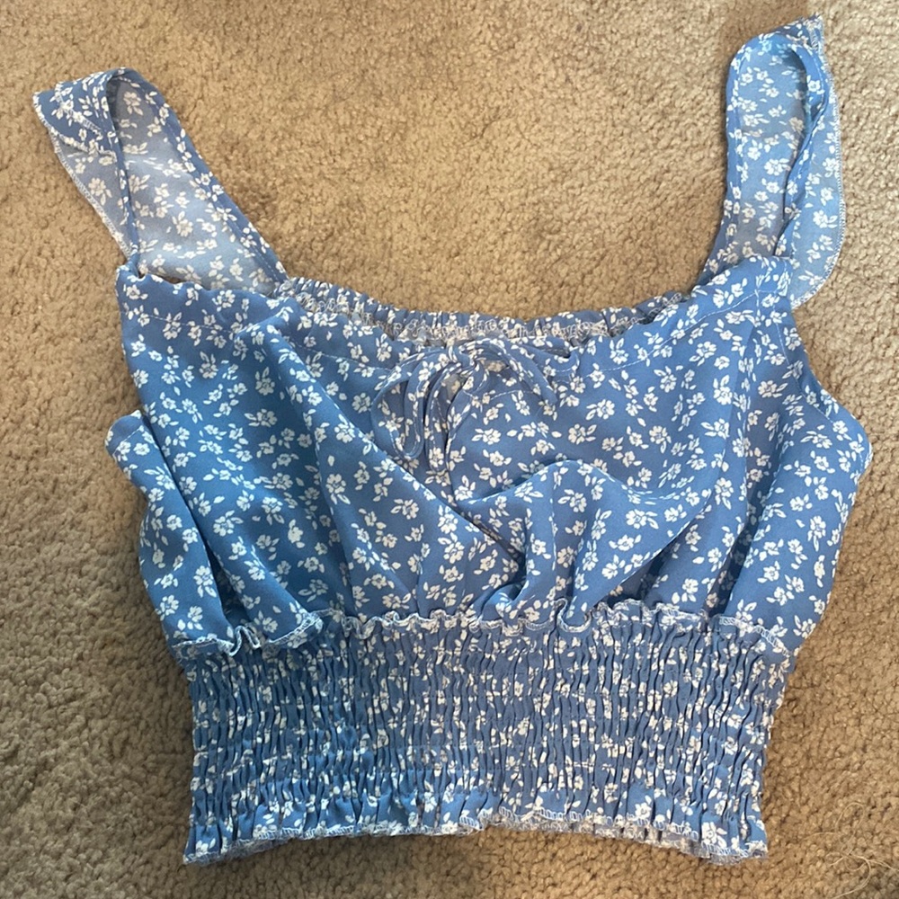 Floral crop top with adjustable ties